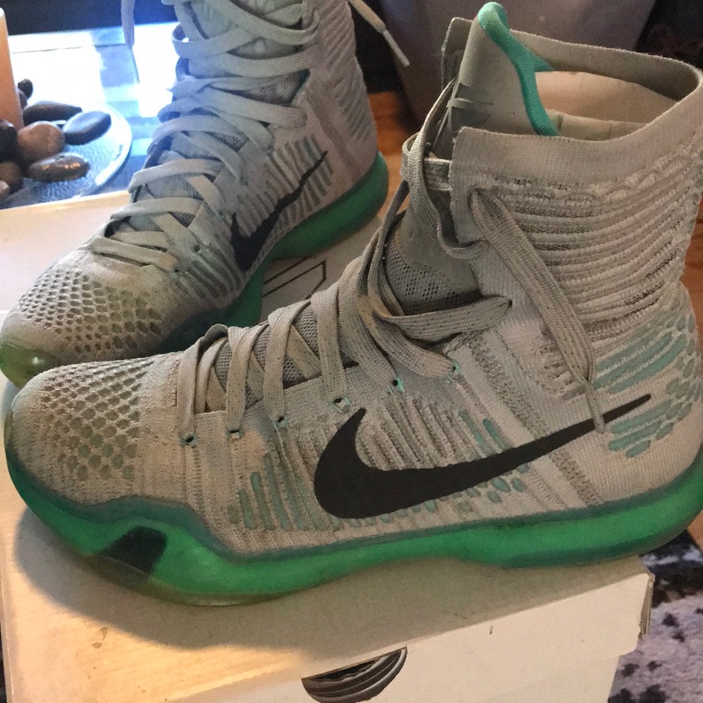 Nike Kobe X Elite sneakers